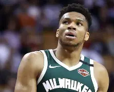 B体育官网-尤文图斯中卫因黄牌累积停赛一场(尤文图斯中卫因黄牌累积停赛一场的是谁)